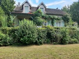 L'orée du bois, B&B in Luzech