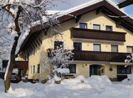 Haus Schön Weberhof, hotel with parking in Kirchbichl