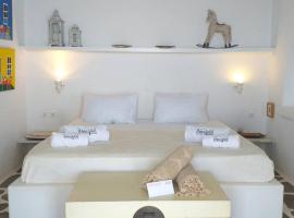 Breathtaking Villa Panorama in Mykonos by Neuvel, hotel v destinaci Tagou