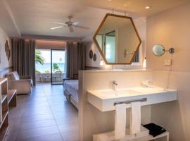 GRAND BAHIA, Hotel in Curatoe Hill