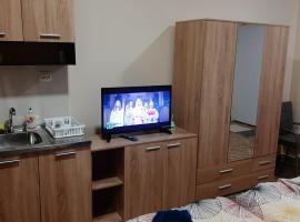 Арт, apartment in Sliven