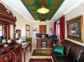 Antiqua Guest House, hotel v destinaci George