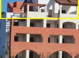 SEA AND SUN Luxury Penthouse Apartment, hotel en Ayamonte