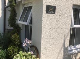 Buccleuch Garden Room, homestay in Fort William