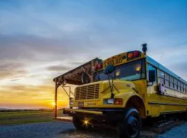 American School Bus - 1 Bedroom - Blossom Farm - Tiers Cross