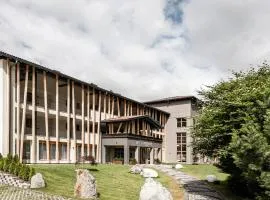 LaMonte Premium Apartments by Feuerstein、コッレ・イザルコのスパホテル
