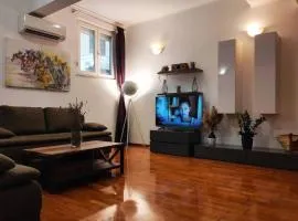 Spacious apartment near city center and the beach