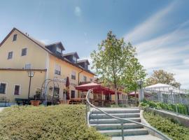 Hotel & Pension "Zum Birnthaler": Kallmünz şehrinde bir konukevi