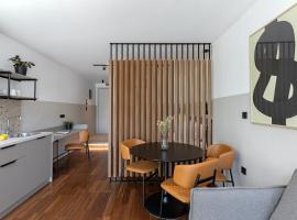 The Athenians Art Apartments, apartment in Athens
