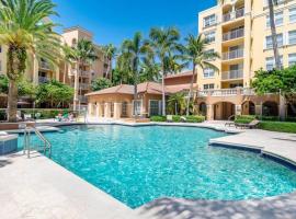 Entire condo at Aventura, hotel with pools in Aventura