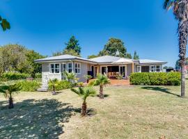 The Farmhouse, hotel in Napier