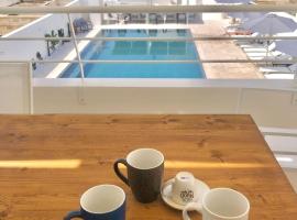 Appartamento Gardenia Deluxe, hotel com piscina em Sannicola