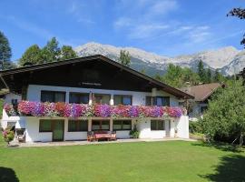 Landhaus Alpina, hotel cerca de Brandstadl 1, Scheffau am Wilden Kaiser