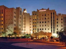 Mövenpick Hotel Doha, hotel perto de Aeroporto Internacional de Doha - DOH, Doha