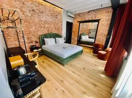 RUZ Hotels