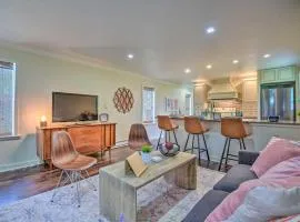 16 Mi to Disney Cottage with Deck in Winter Garden