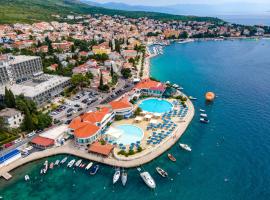 Hotel Millenium deluxe, smještaj uz plažu u Selcu