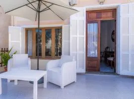 House by the sea in Can Picafort with terrace