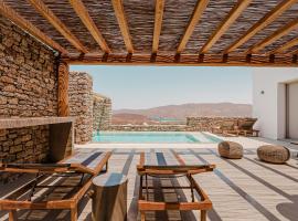 Amarelo Suites, hotel a Klouvas