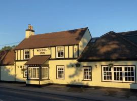 The New Wheel Inn, guest house in Lymington