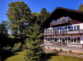 Villa Sawallisch, hotel em Grassau
