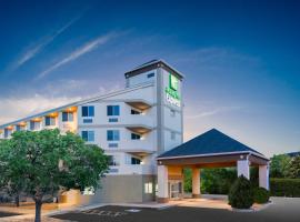 Holiday Inn Express & Suites Colorado Springs-Airport, an IHG Hotel, viešbutis , netoliese – Kolorado Springso oro uostas - COS