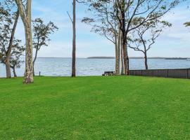 Sea Eagle by Experience Jervis Bay โรงแรมในSt Georges Basin