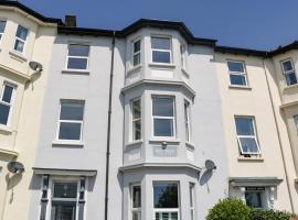 Bay Tree House, cottage in Seaton