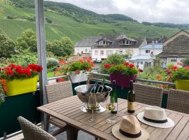 Katrin-Cara Mia Ferienwohnung, apartment in Trittenheim