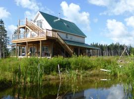 North Shore Retreat - OFF-GRID - OCEANfront, hótel í Indian Brook