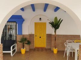 La Buganvilla Beach House, hotel in Calahonda