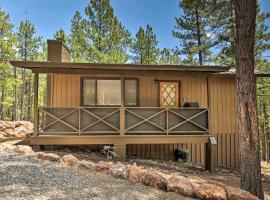 Cozy Cabin by Colorado River Hike, Bike, Ski, hotel with parking in Greer