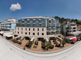 Hotel Antik, ξενοδοχείο με γκολφ σε Balchik