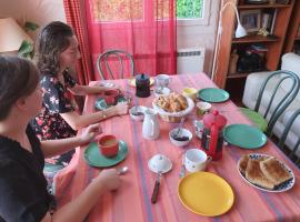 Domi et les chats, holiday rental in Barbezières