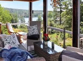 3 person holiday home in MELLERUD-By Traum