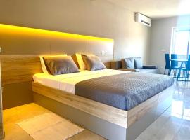 Rooms and Apartments Lisjak, bed & breakfast a Capodistria