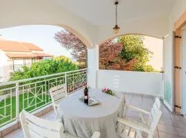 Casa Nebari Seaside Retreats - Fully Equipped, Ideal Spot