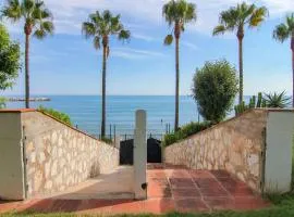 OleHolidays Marbella del Mar Primera linea playa