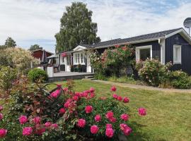 Trummenäs Golf/Bad/Restaurang, holiday home in Ramdala