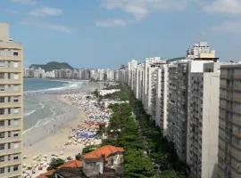 PÉ NA AREIA - COM SERVIÇO DE PRAIA