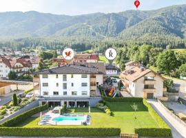 Hotel B&B Feldmessner, hotel em Brunico