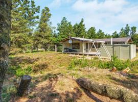 6 person holiday home in Rømø-By Traum, ξενοδοχείο σε Kongsmark