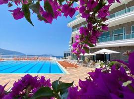 Toto Hotel & Apartments、ヴロラのバケーションレンタル