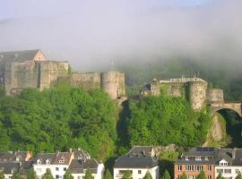 &Agrave; Bouillon, appartement vintage vue sur le ch&acirc;teau