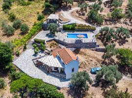 Villa Fotini Kalivi in Raches, feriebolig ved stranden i Panormos Skopelos