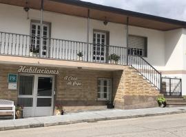 Habitaciones A Casa de Pepe, hotel en Triacastela