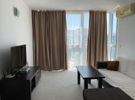 Апартамент у моря в Atlantis Resort&Spa、Lŭkaのホテル