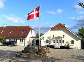 Dragondrum Bed & Kitchen, B&B in Ullerslev