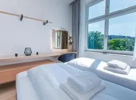 Zeus Design Apartments Unique #36
