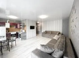 2-bedroom Lux Most City Area Nebereznaya Riv'era